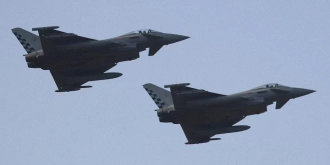 Cazas de la OTAN patrullando el espacio aéreo báltico cerca de la frontera de Letonia