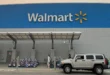 Fachada de una farmacia de Walmart en Estados Unidos con el logotipo de la compañía visible