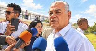 Anel Flores contralor general de la República de Panamá