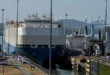 Restricciones de tránsito y reducción de calado en el Canal de Panamá debido a la sequía provocada por El Niño.