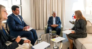 El presidente José Raúl Mulino en encuentro estratégico con directivos internacionales
