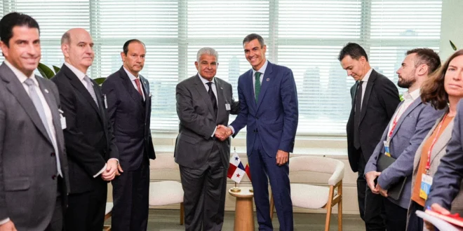 José Raúl Mulino y Pedro Sánchez durante su encuentro bilateral en Nueva York
