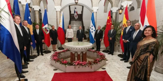 Acreditación de embajadores ante Panamá por el presidente José Raúl Mulino