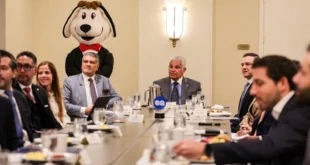 El presidente José Raúl Mulino durante el encuentro estratégico en Nueva York.