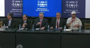 Conferencia de prensa de autoridades gubernamentales sobre el balance del sismo en Panamá.