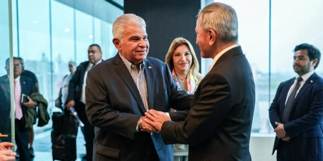 Gira de Estado del Presidente Mulino en Singapur