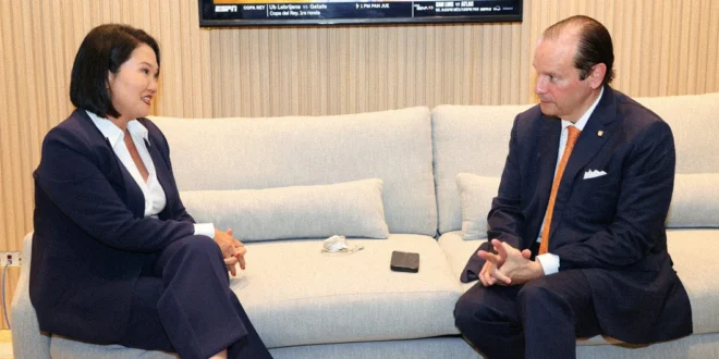 Reunión del canciller Martínez-Acha con la presidenta del Perú en Tocumen