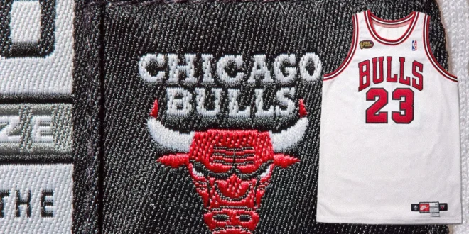 Camiseta de Michael Jordan utilizada en las finales de la NBA de 1998 subastada por millones