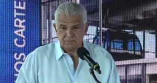 Presidente José Raúl Mulino entregando la orden de proceder para el teleférico en San Miguelito