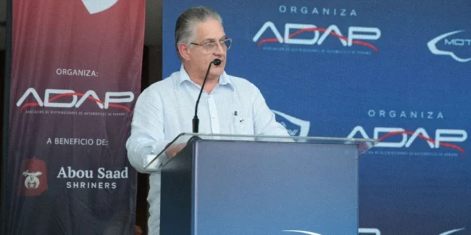 Ministro Juan Carlos Orillac inaugurando el Panamá Motor Show 2026 en el Panamá Convention Center