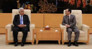 El presidente José Raúl Mulino durante su llegada oficial a Hanoi, Vietnam.